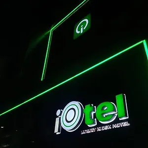 Iotel Luxury Kiosk ホテル